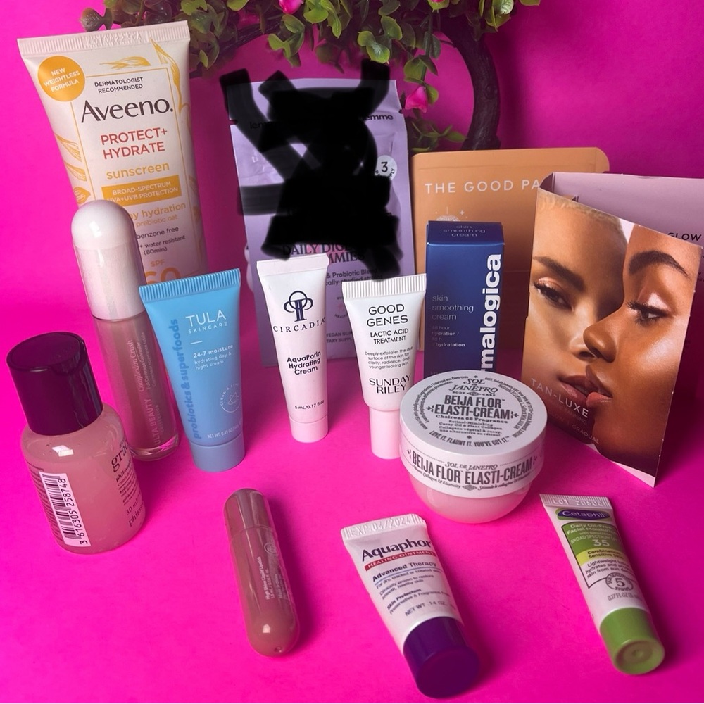 Deluxe Beauty, Hair & Skincare Bundle, Sunday Riley, Dermalogica & More - Picture 3 of 9